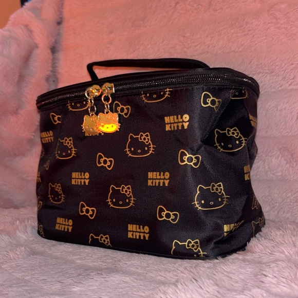 Sanrio Hello Kitty Black & Gold Makeup Bag Gold Face Ladies Cosmetic Train Case - Picture 2 of 4